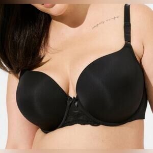 Torrid Curve Back smoothing Lace Detail Black Everyday T-Shirt Bra Size 44B